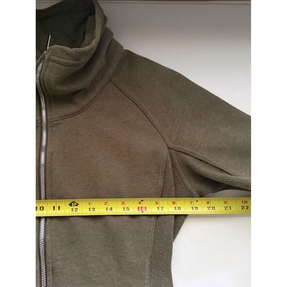 Lululemon Radiant Jacket II Heathered Fatigue Green Zip-Front Women's Jacket 10 - Picture 11 of 15